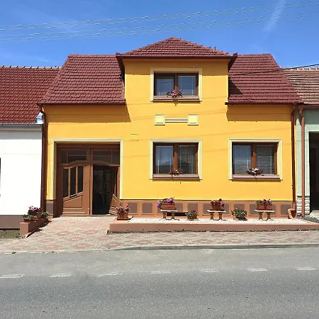 Ubytovani U Jozky Casa de hóspedes Tvrdonice